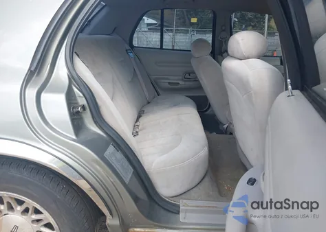 2000 Ford Crown Victoria z USA, uszkodzony, nr VIN 2FAFP73W3YX207399